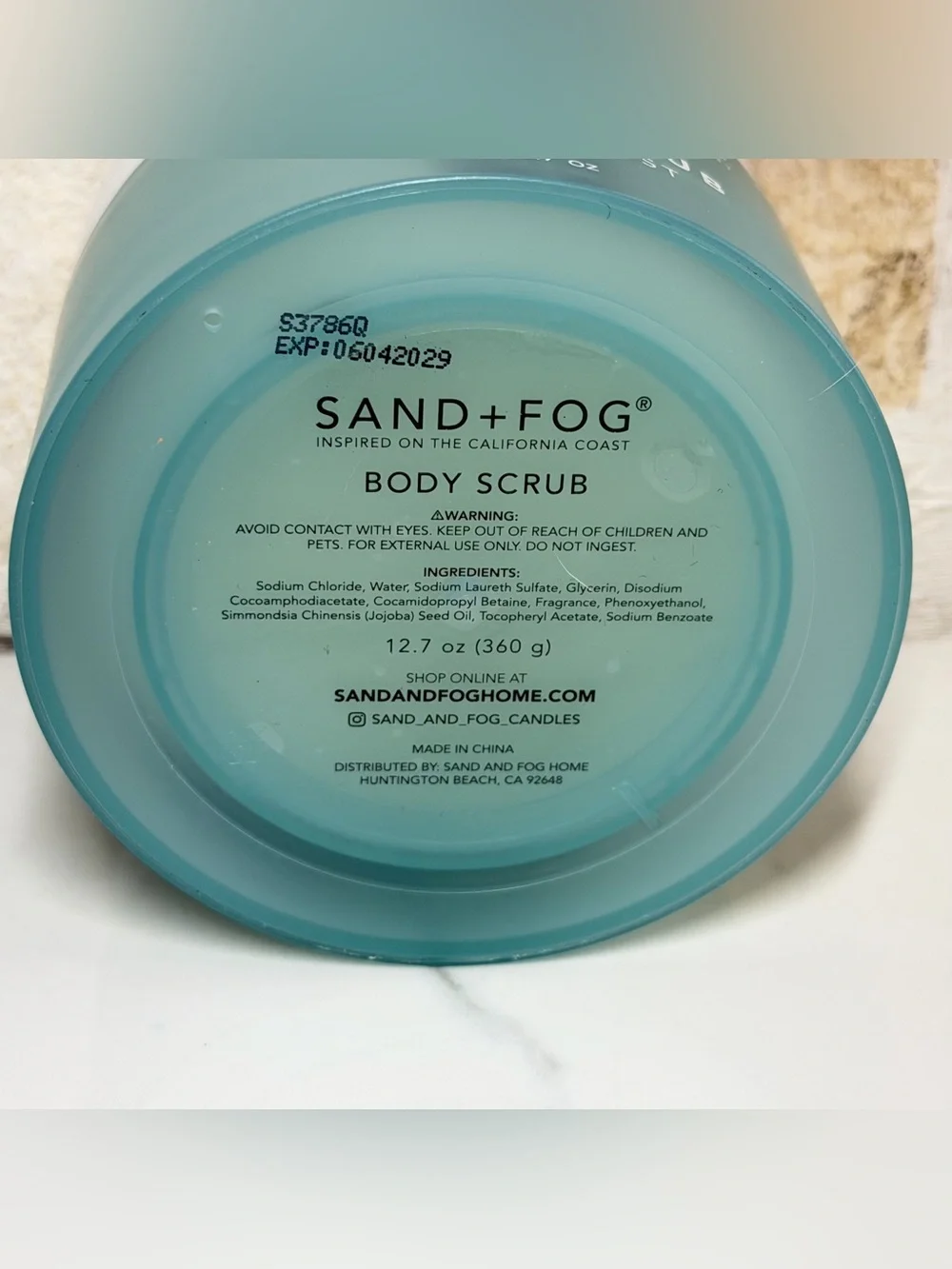 ⭐ SAND + FOG OCEAN MIST BODY SCRUB 12.7 OZ